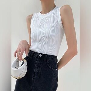 Commense Solid Wavy‎ Textured Tank Top white size L/8-10